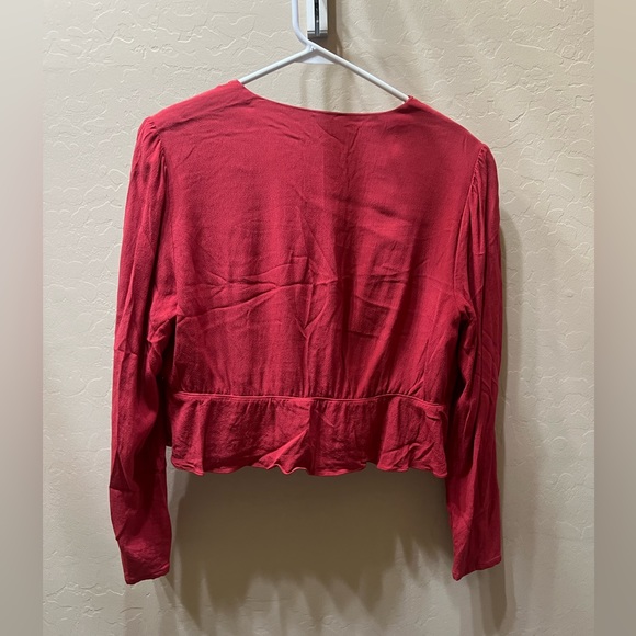 Aritzia Sunday Best Tie-Front blouse size L - Picture 4 of 6
